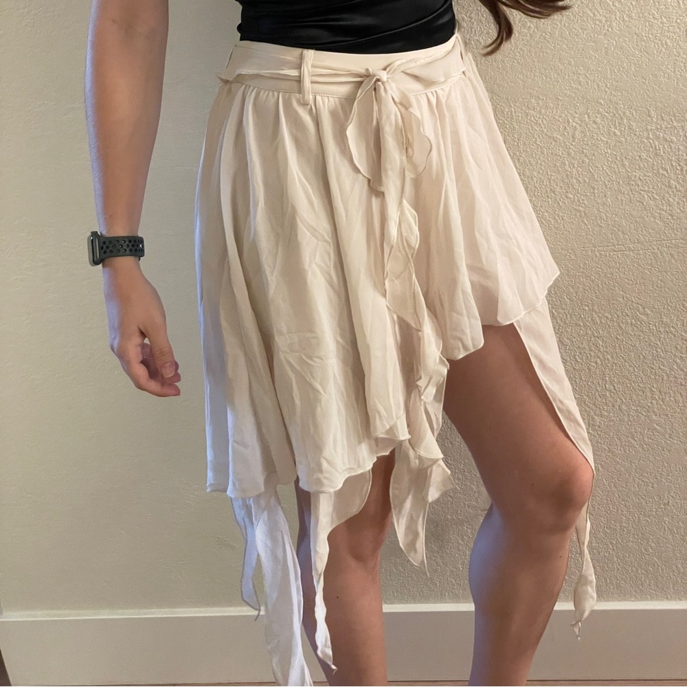 Zerocircle Cream Women's mini Skirt with shorts